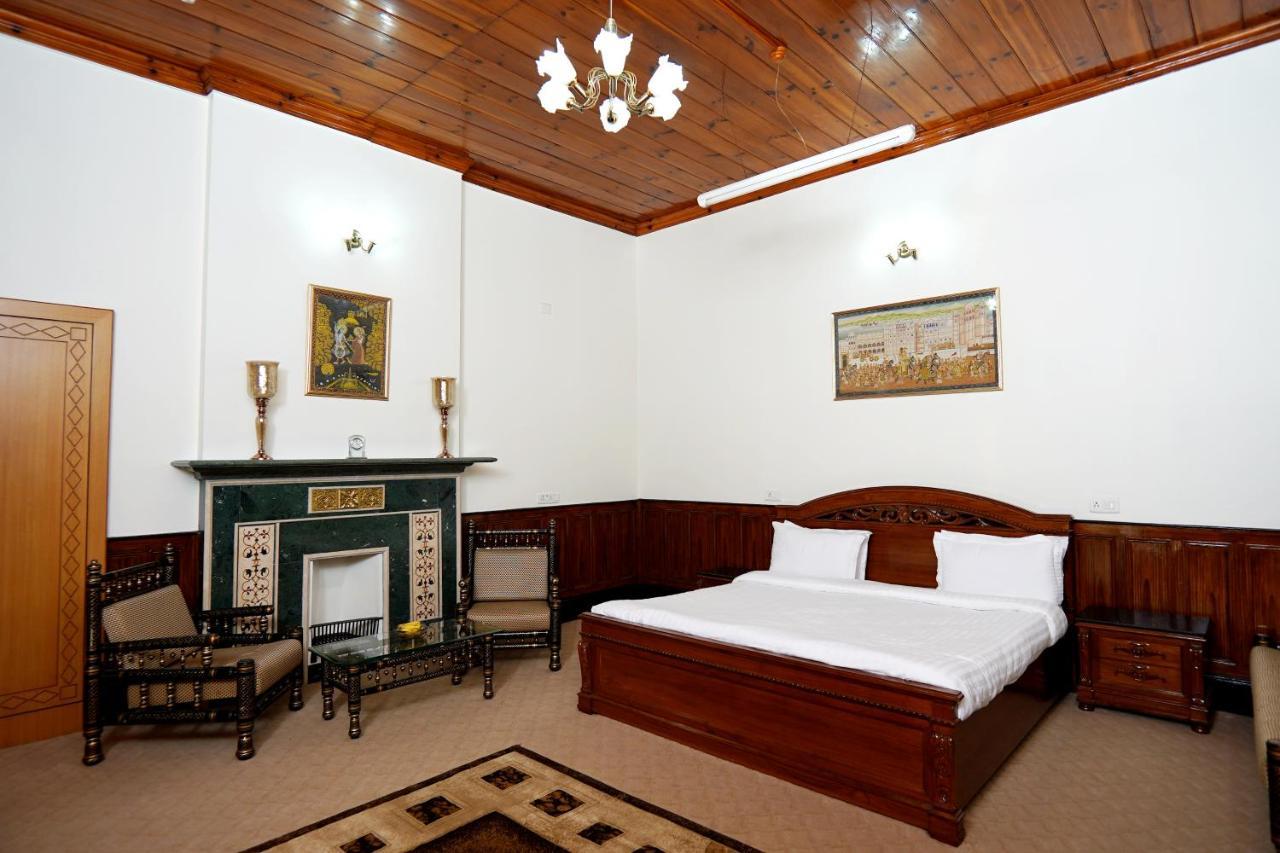 Bed and Breakfast The Edgeworth Shimla Zewnętrze zdjęcie