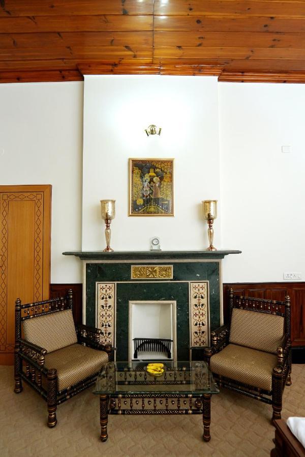 Bed and Breakfast The Edgeworth Shimla Zewnętrze zdjęcie