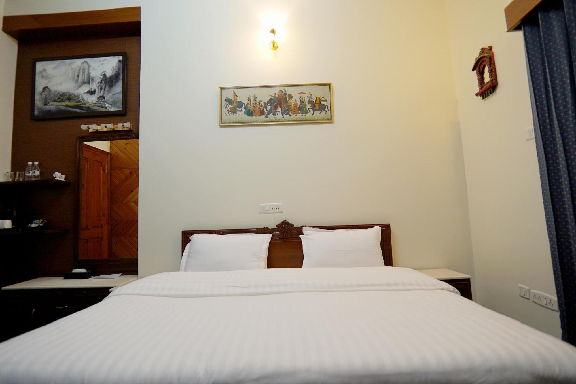 Bed and Breakfast The Edgeworth Shimla Zewnętrze zdjęcie